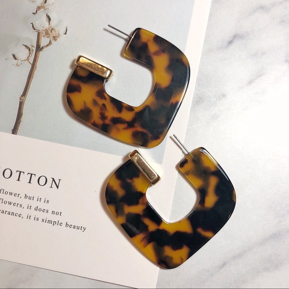 Free People Gold Tortoise Square Drop Earrings - Picture 2 of 5